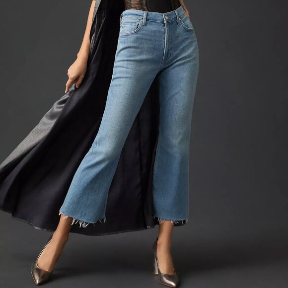 LIKE NEW Citizens of Humanity Isola Cropped Flaired Jeans - Picture 3 of 9